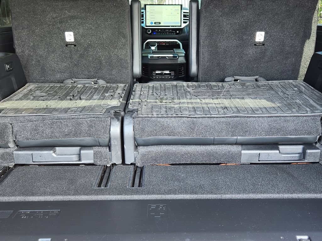 Used 2023 Toyota Sequoia Platinum AWD/4WD image 21