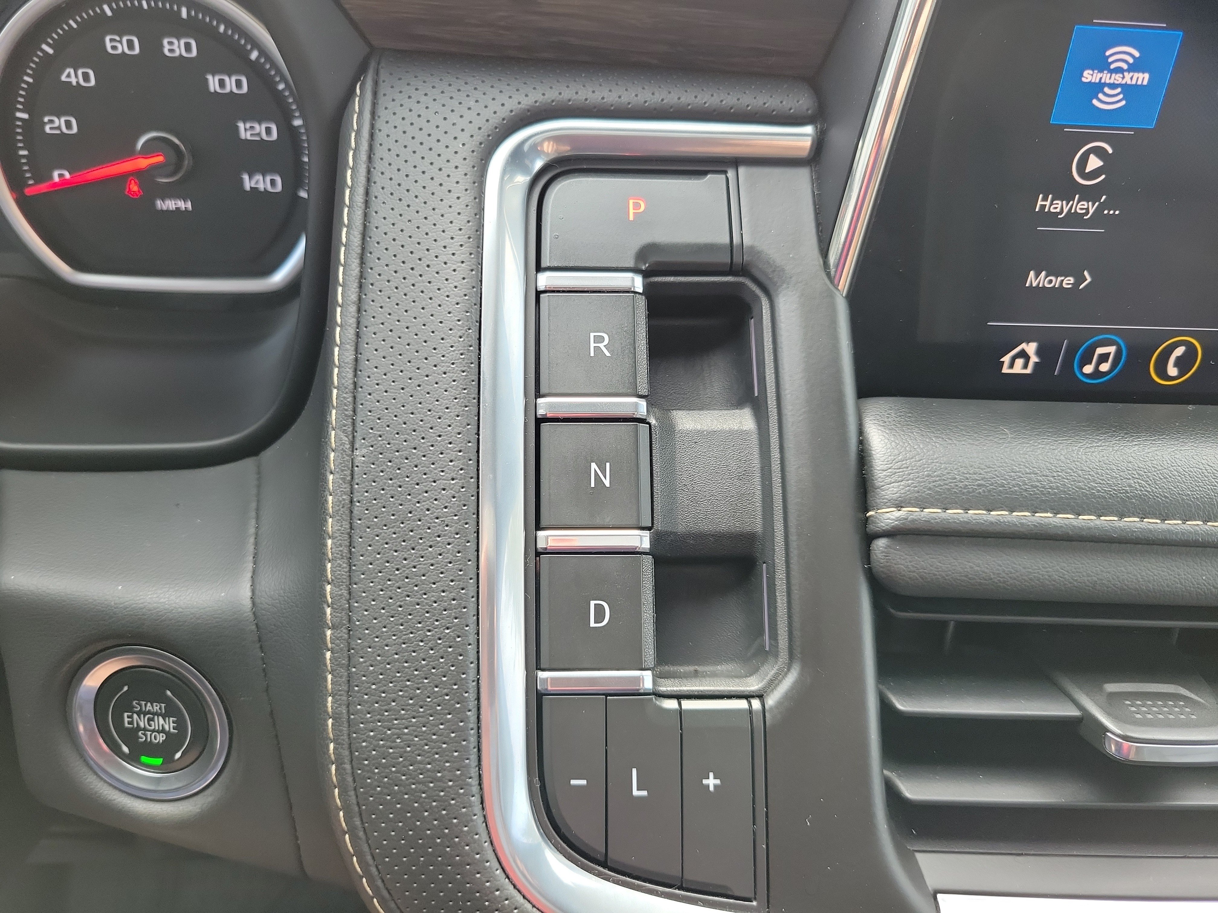 Used 2021 Chevrolet Suburban Premier w/ Premium Package AWD/4WD image 33