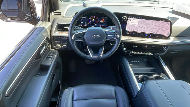 Used 2025 Chevrolet Tahoe Z71 AWD/4WD image 14