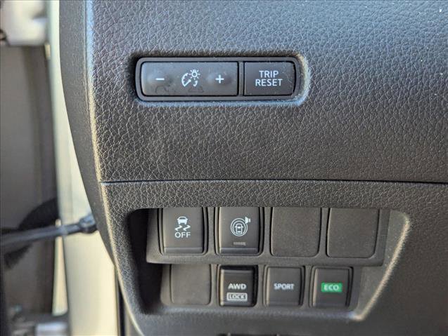 Used 2017 Nissan Rogue S image 10