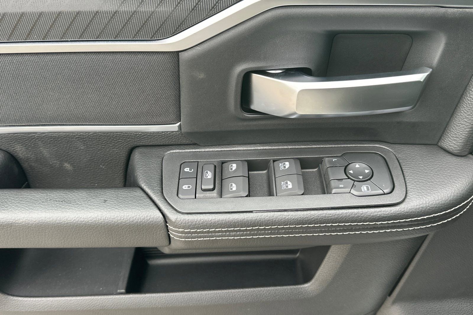 New 2026 RAM 5500 Tradesman image 12