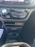 New 2026 Chrysler Pacifica Select image 21