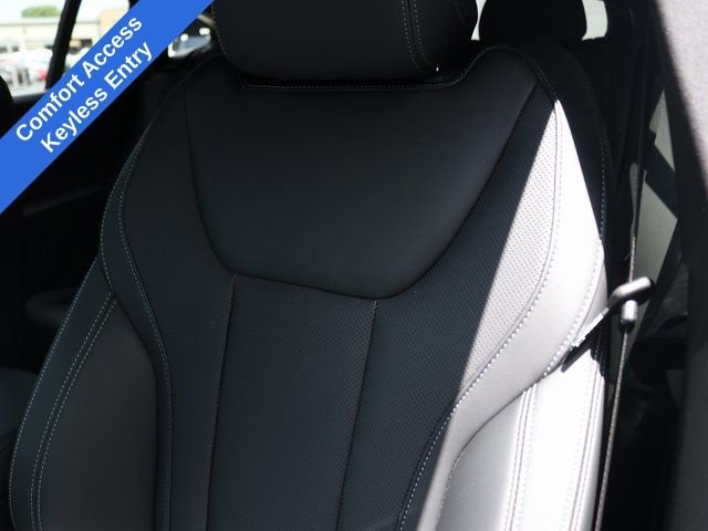 Used 2025 BMW X4 xDrive30i image 9