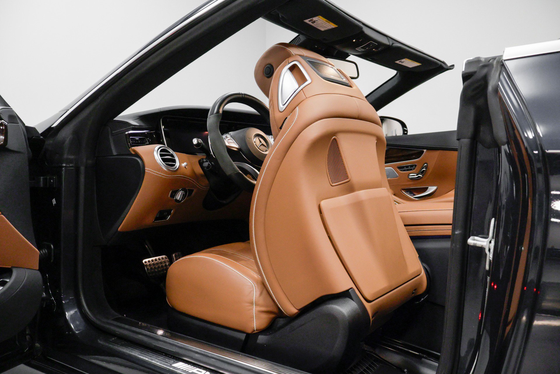 Used 2017 Mercedes-Benz S 63 AMG 4MATIC Cabriolet image 60