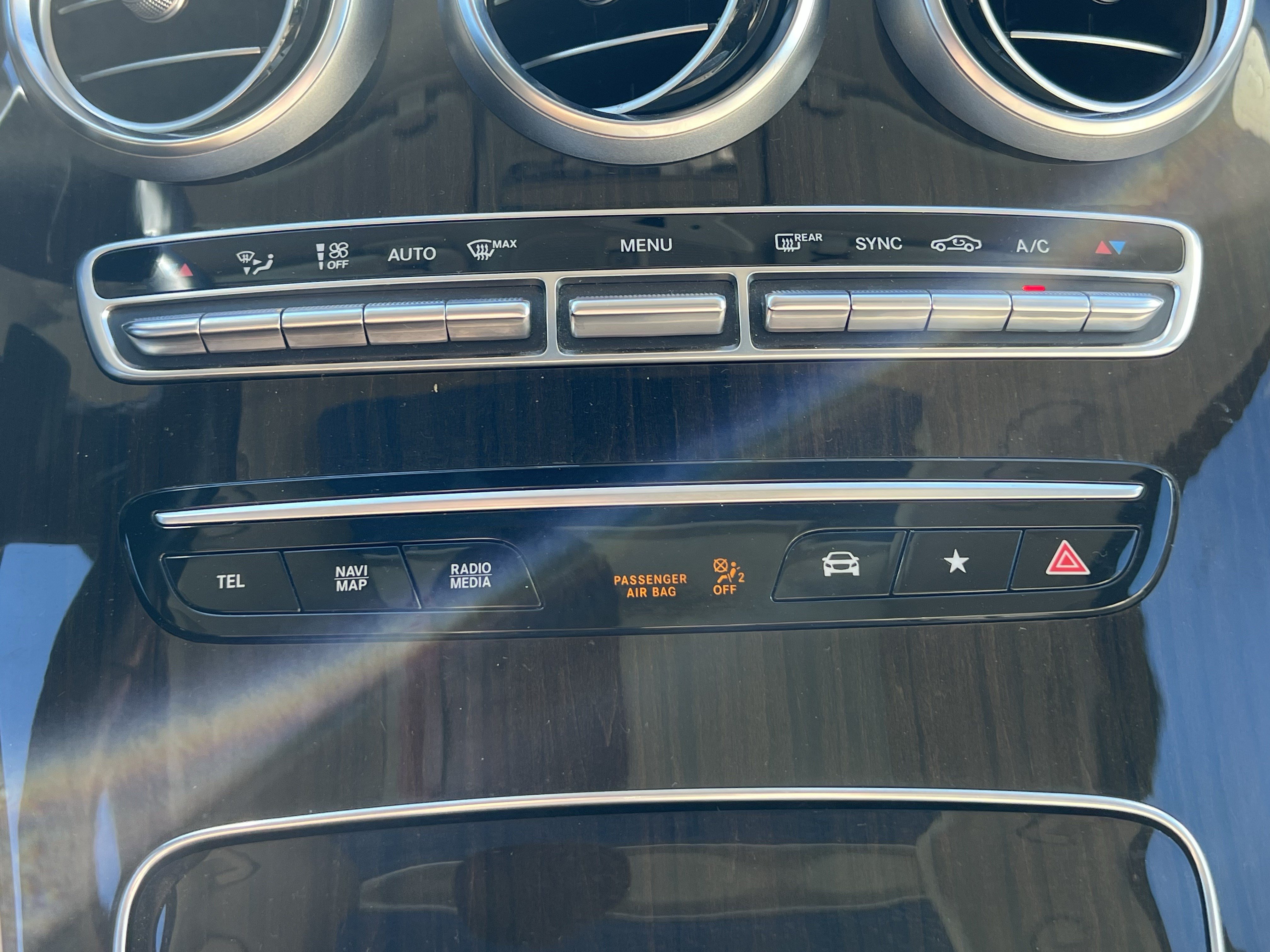 Used 2020 Mercedes-Benz GLC 300 4MATIC image 29