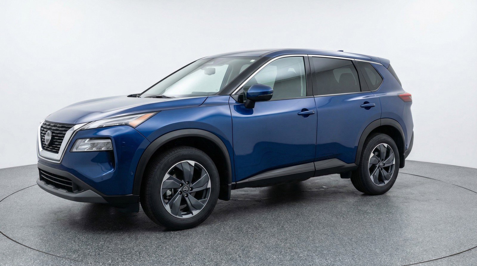 Used 2025 Nissan Rogue SV FWD image 2