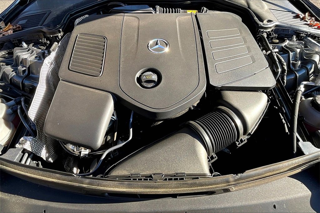 Used 2024 Mercedes-Benz C 300 4MATIC Sedan image 9