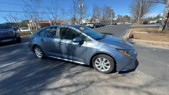 Used 2021 Toyota Corolla LE video 2