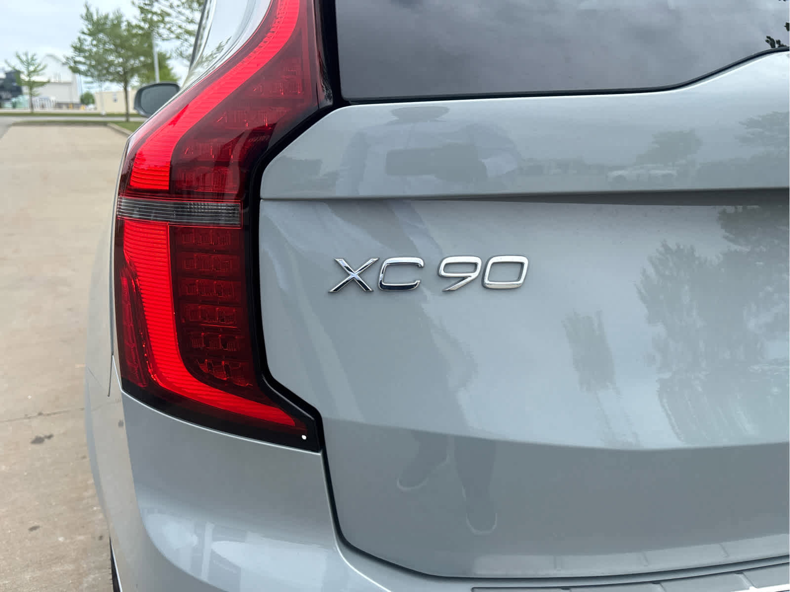 Used 2026 Volvo XC90 B6 Plus w/ Protection Package Premier AWD/4WD image 9