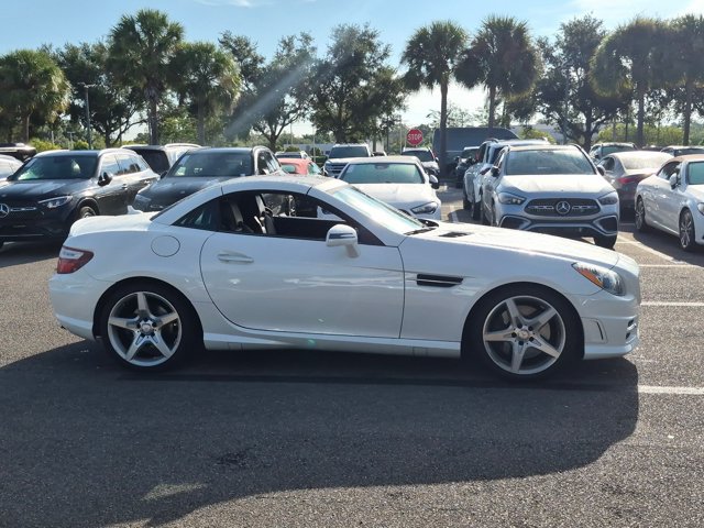 Used 2016 Mercedes-Benz SLK 350 image 4