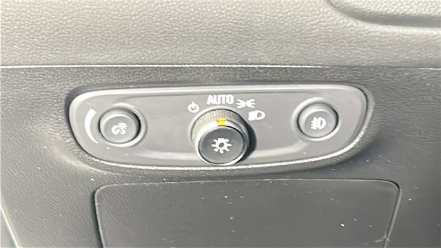 Used 2023 Buick Encore GX Preferred w/ Cold Weather Comfort Package FWD image 20