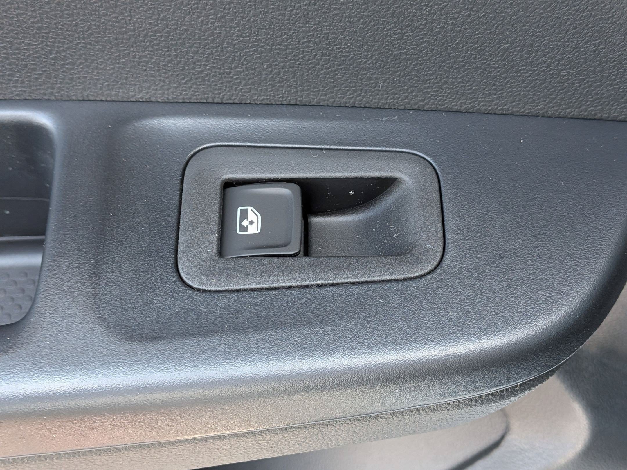 New 2026 Volkswagen Taos SEL AWD/4WD image 28
