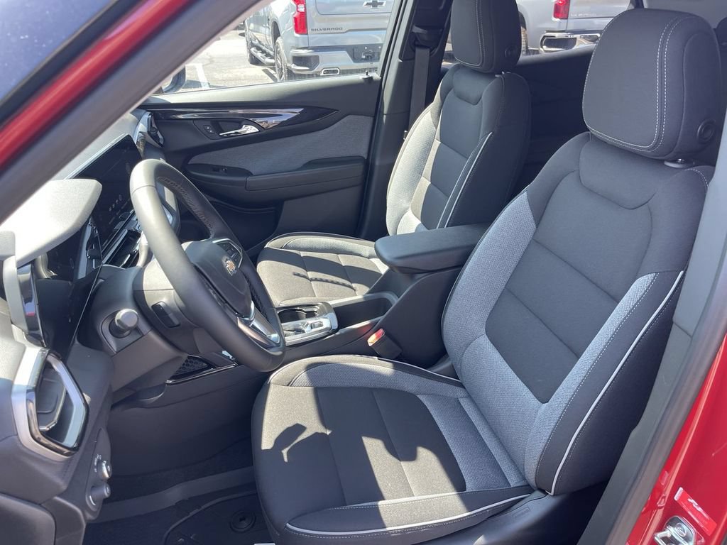 New 2026 Chevrolet TrailBlazer LT w/ Convenience Package FWD image 11