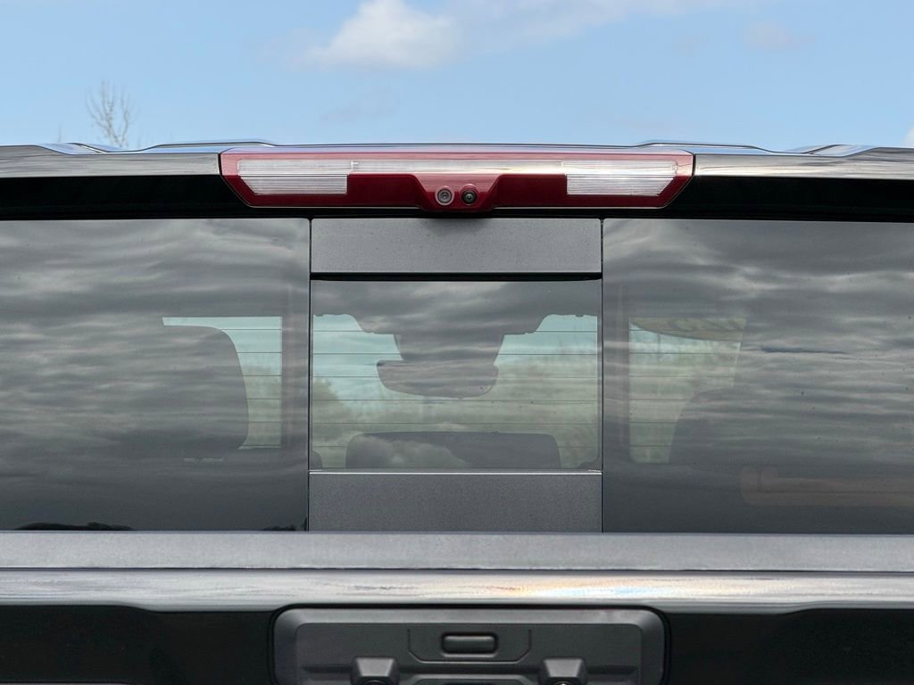 Used 2025 GMC Sierra 1500 AT4 w/ AT4 Premium Package image 44