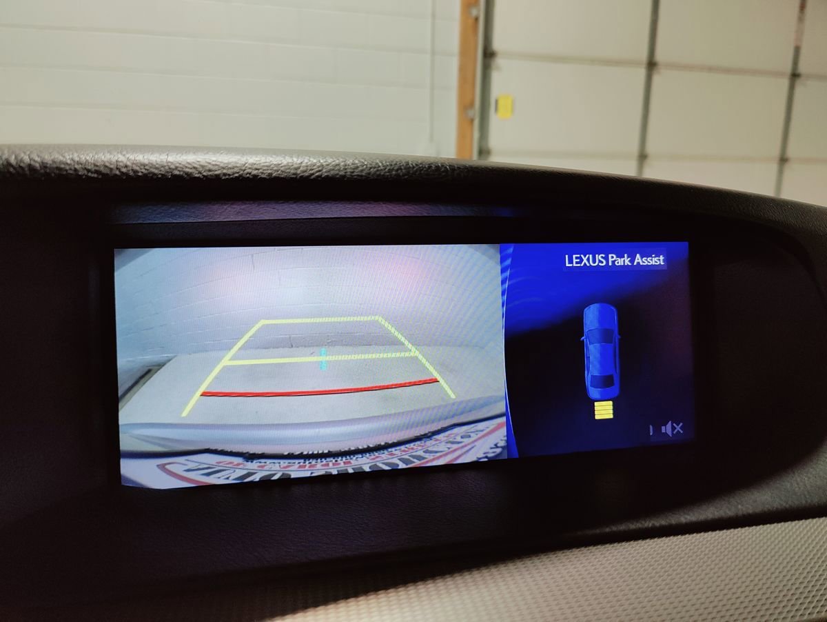 Used 2016 Lexus LS 460 AWD image 44