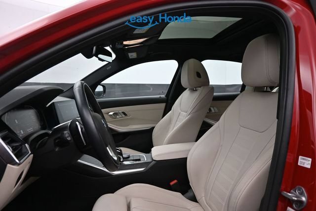 Used 2021 BMW 330i Sedan w/ Premium Package RWD image 15