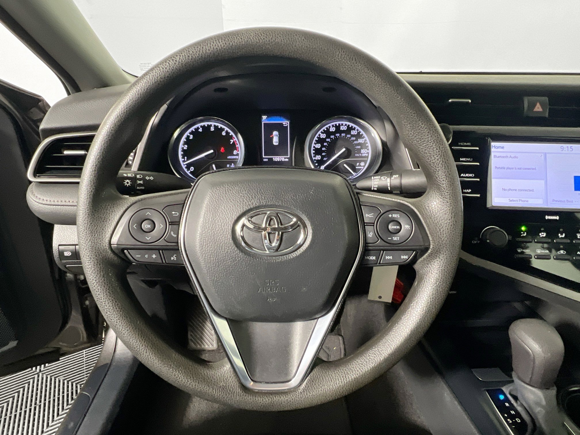 Used 2020 Toyota Camry LE image 17