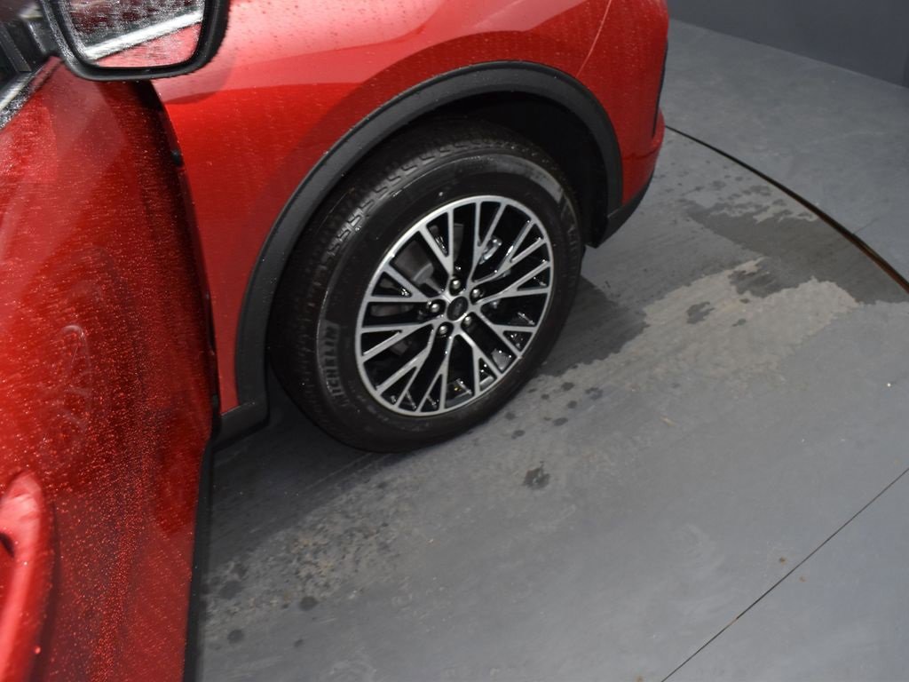 New 2025 Ford Escape Base w/ PHEV Premium Package image 15