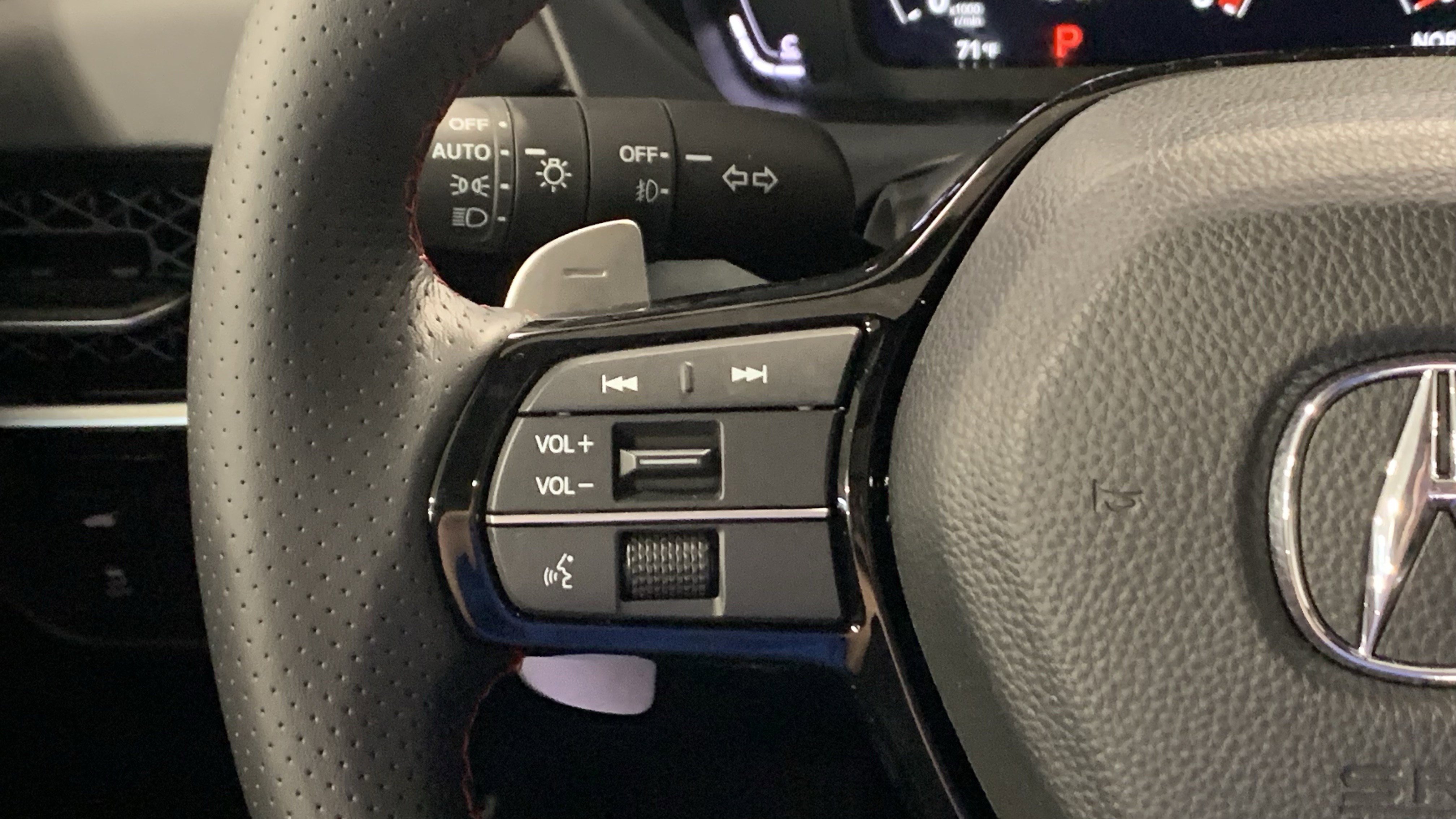 Used 2025 Acura ADX A-Spec image 23