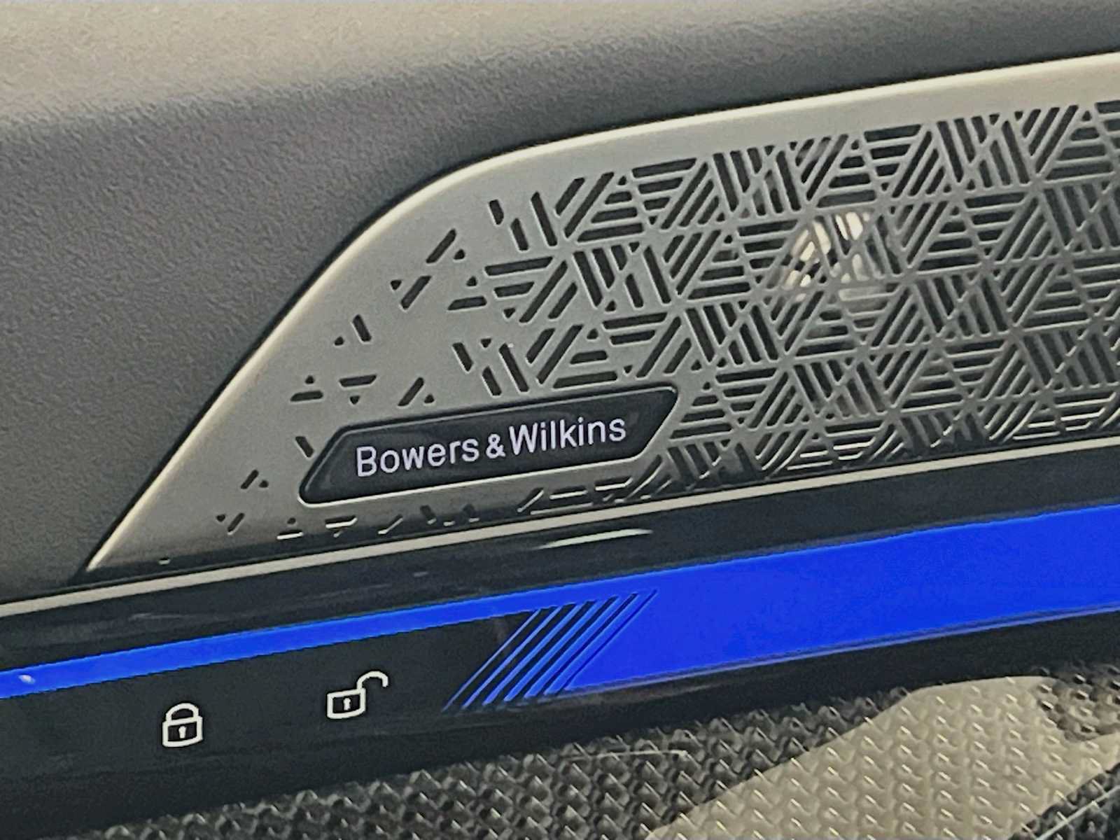 New 2027 BMW M5 Touring AWD/4WD image 17