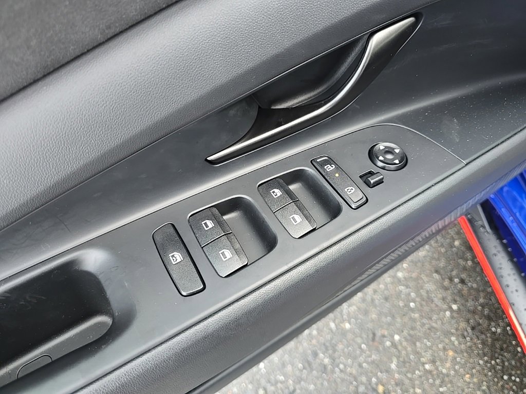 Certified 2024 Hyundai Elantra N image 25