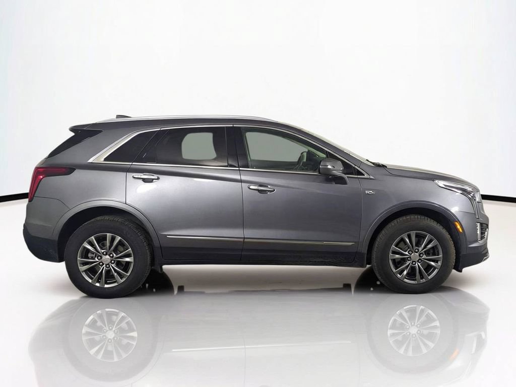 Used 2022 Cadillac XT5 Premium Luxury FWD image 4