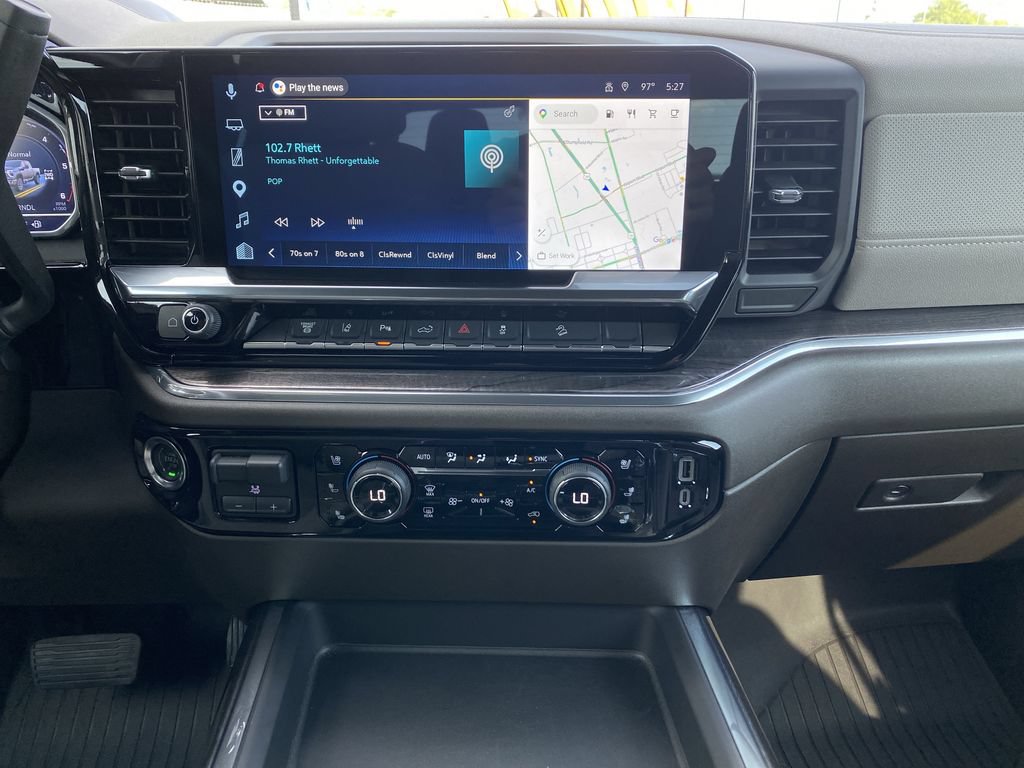 Used 2025 Chevrolet Silverado 2500 LTZ w/ LTZ Premium Package AWD/4WD image 15