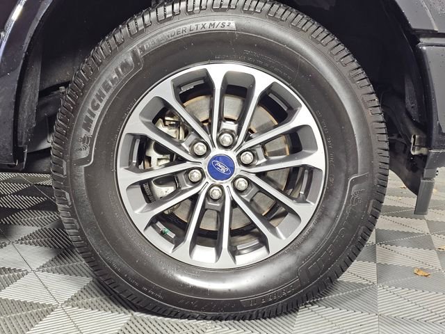Used 2019 Ford F150 XLT w/ Equipment Group 302A Luxury image 9