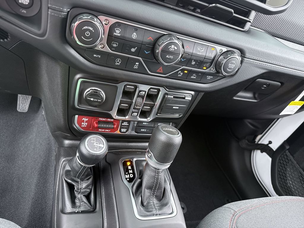 New 2026 Jeep Gladiator Rubicon AWD/4WD image 22