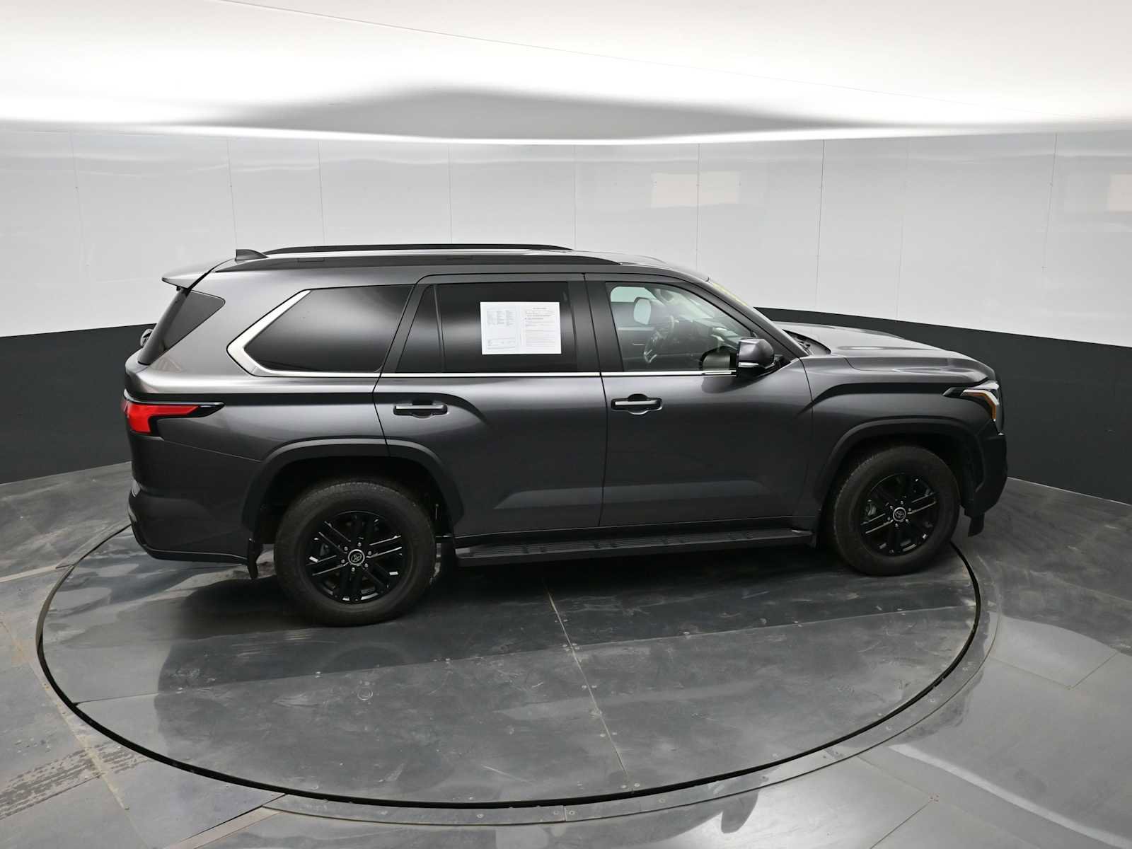 Used 2024 Toyota Sequoia SR5 image 31