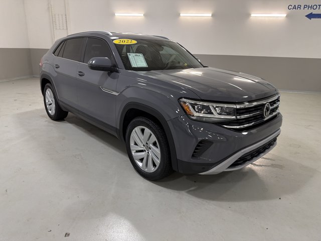 Used 2022 Volkswagen Atlas Cross Sport SE FWD image 4