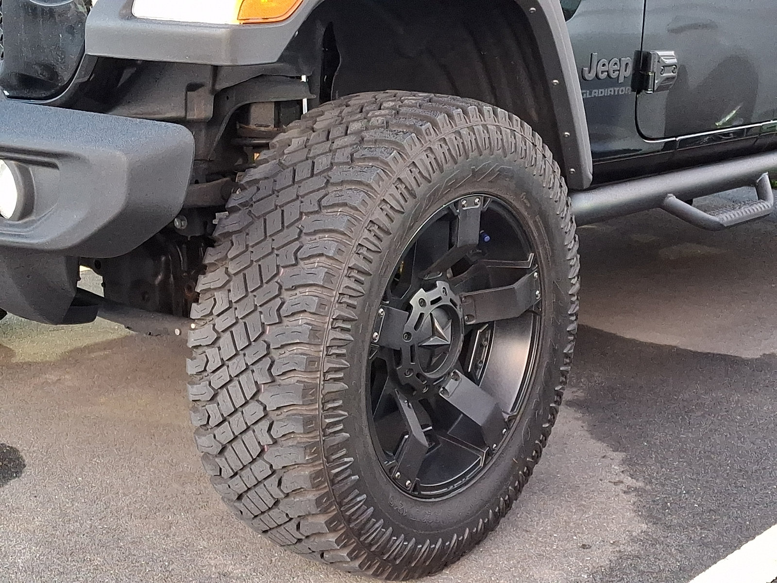 Used 2020 Jeep Gladiator Sport w/ Quick Order Package 24S AWD/4WD image 6