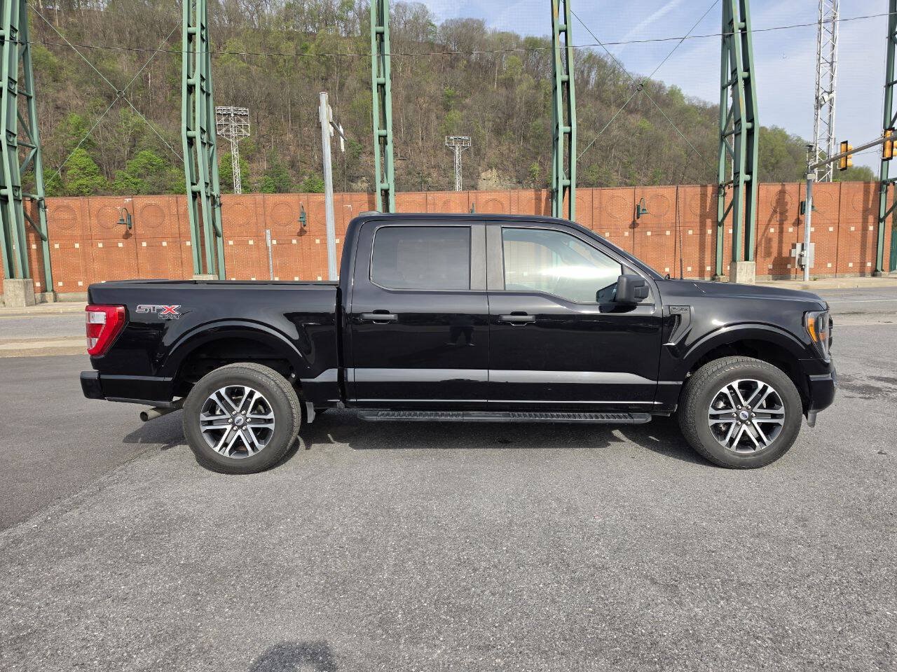 Used 2023 Ford F150 XL w/ STX Appearance Package AWD/4WD image 9