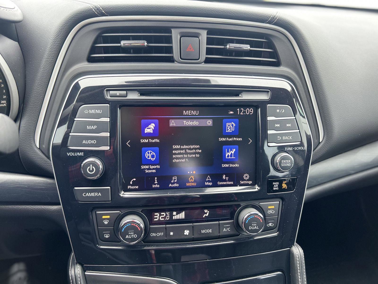 Used 2022 Nissan Maxima Platinum image 18