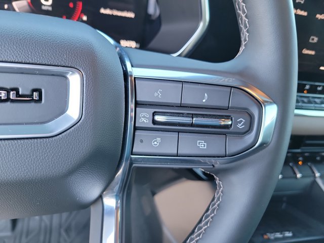 Used 2025 GMC Canyon Denali w/ LPO, Denali Black Edition image 24