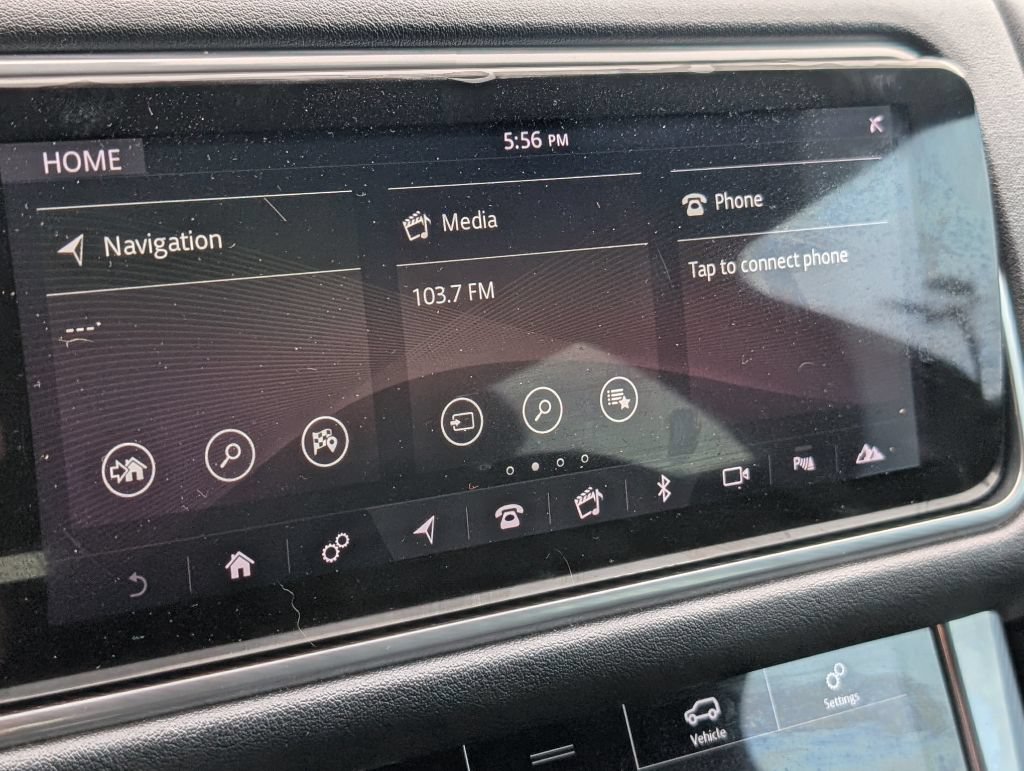 Used 2018 Land Rover Range Rover Sport HSE AWD/4WD image 18
