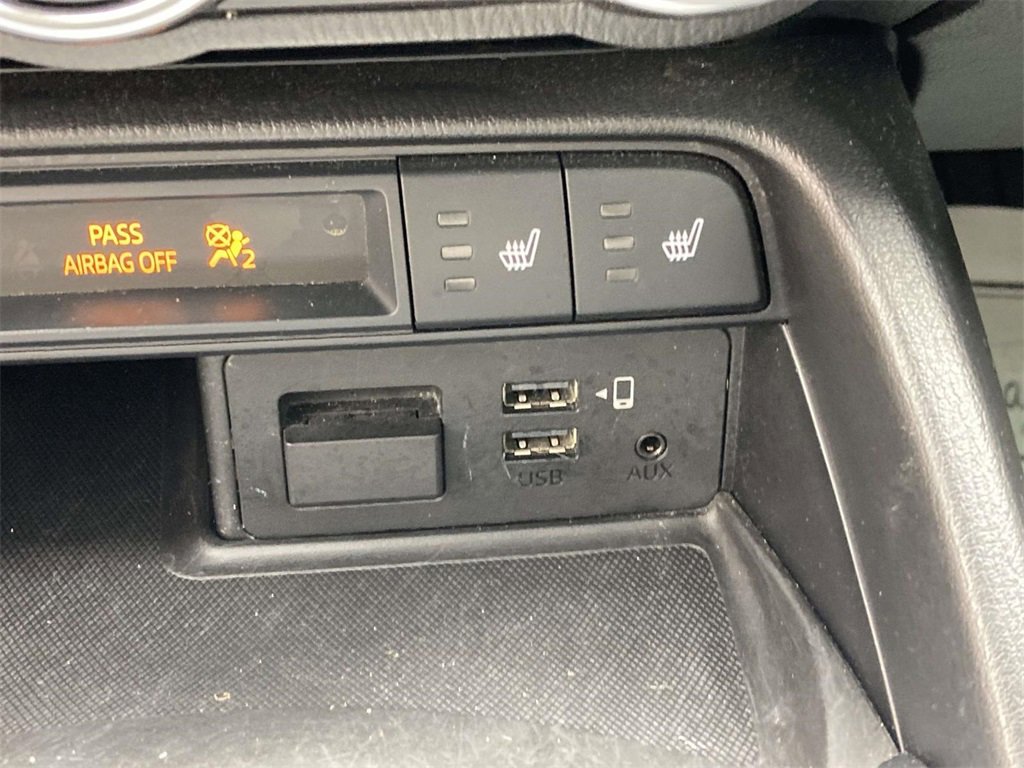 Used 2022 MAZDA MX-5 Miata Grand Touring image 17