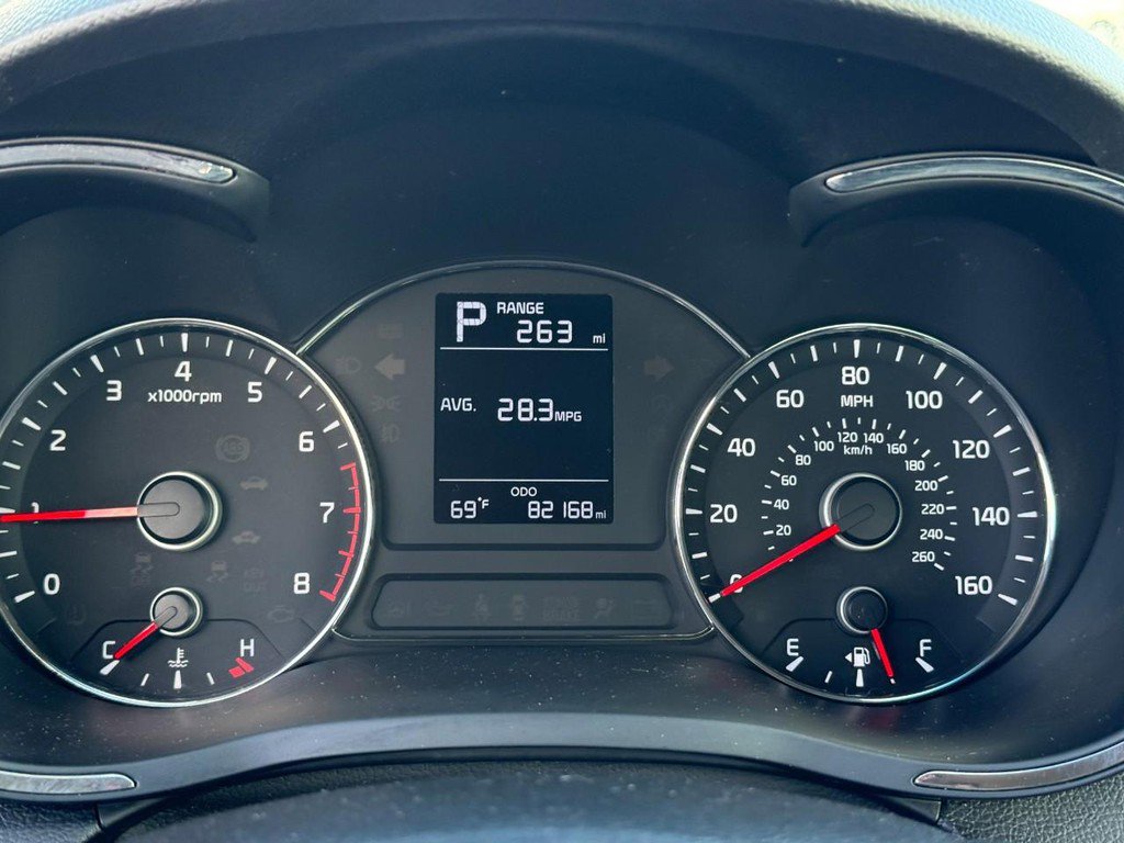 Used 2017 Kia Forte LX image 23