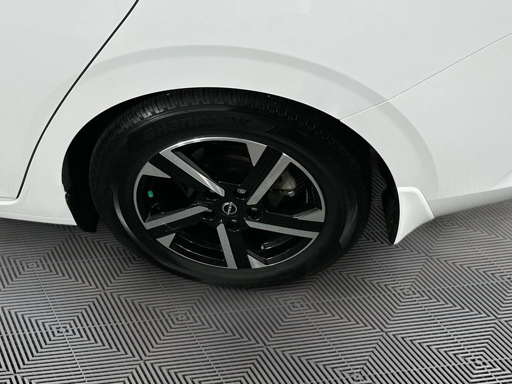 Certified 2024 Nissan Sentra SV FWD image 37
