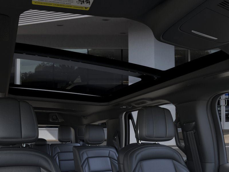 New 2026 Lincoln Navigator Reserve w/ Jet Appearance Package AWD/4WD image 22