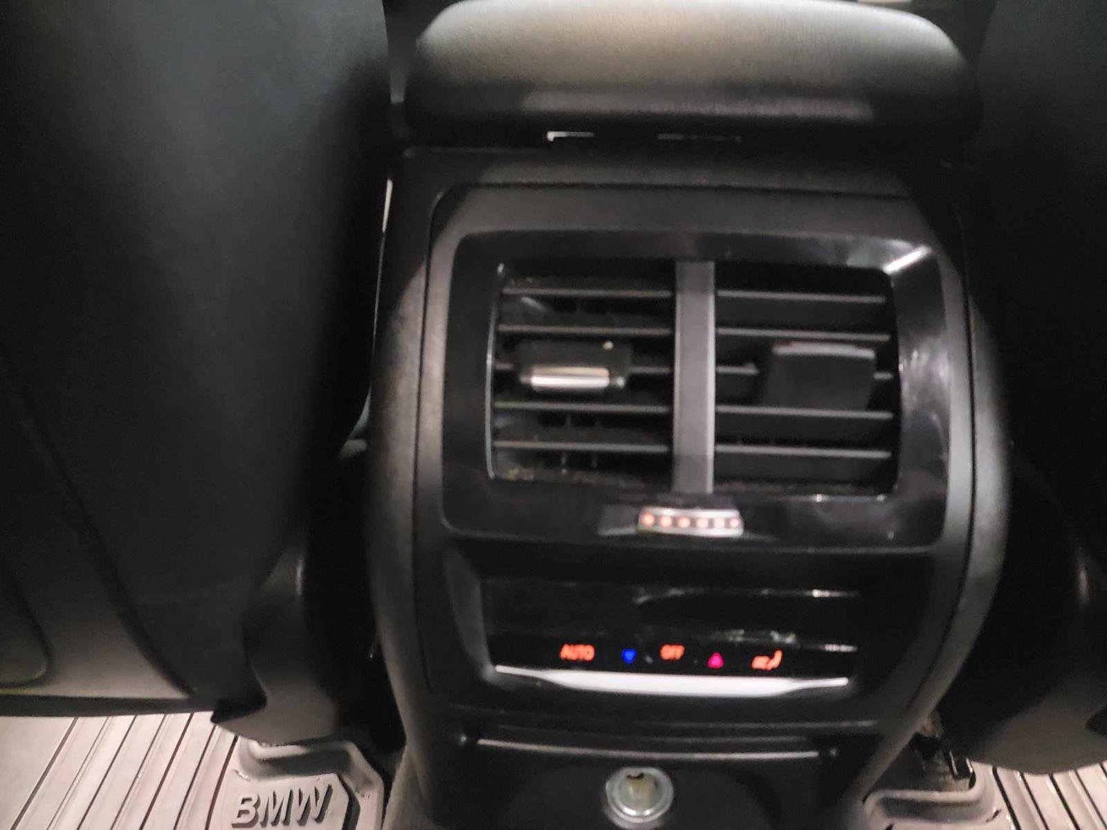 Used 2019 BMW X3 sDrive30i w/ Convenience Package image 32