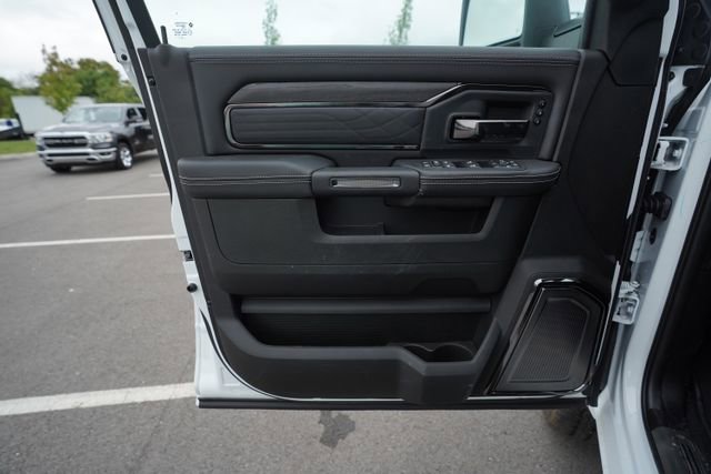 New 2026 RAM 2500 Limited image 14