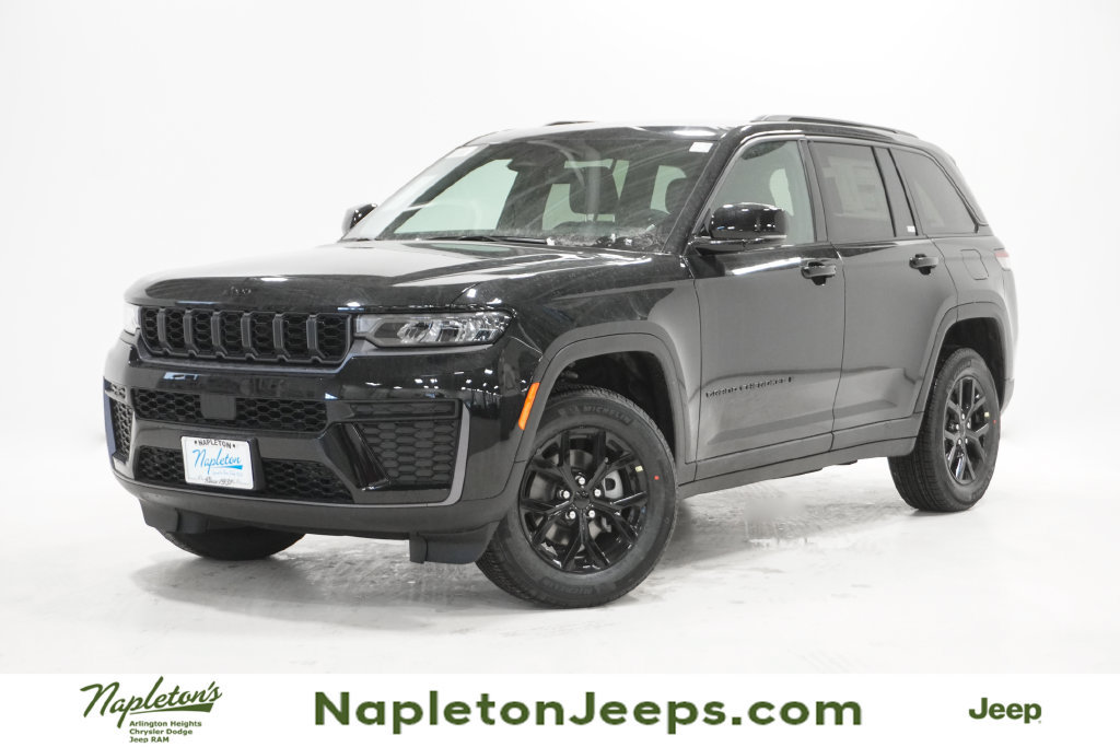 New 2026 Jeep Grand Cherokee Altitude AWD/4WD image 1