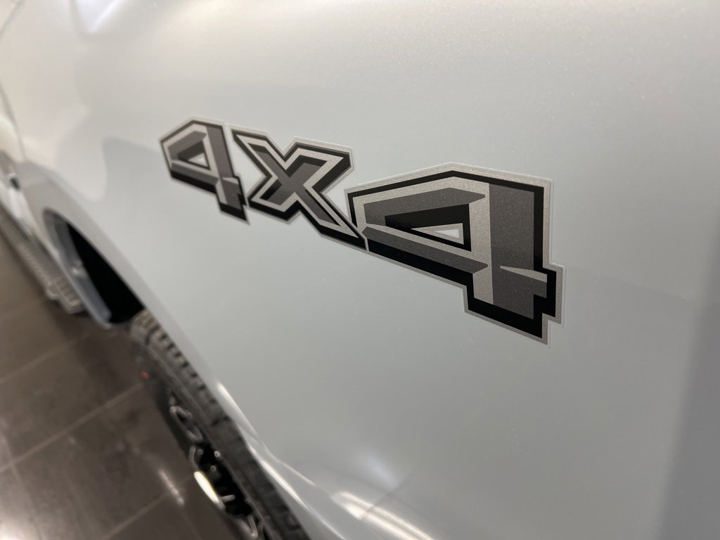 New 2026 Ford F350 Lariat w/ Black Appearance Package image 41