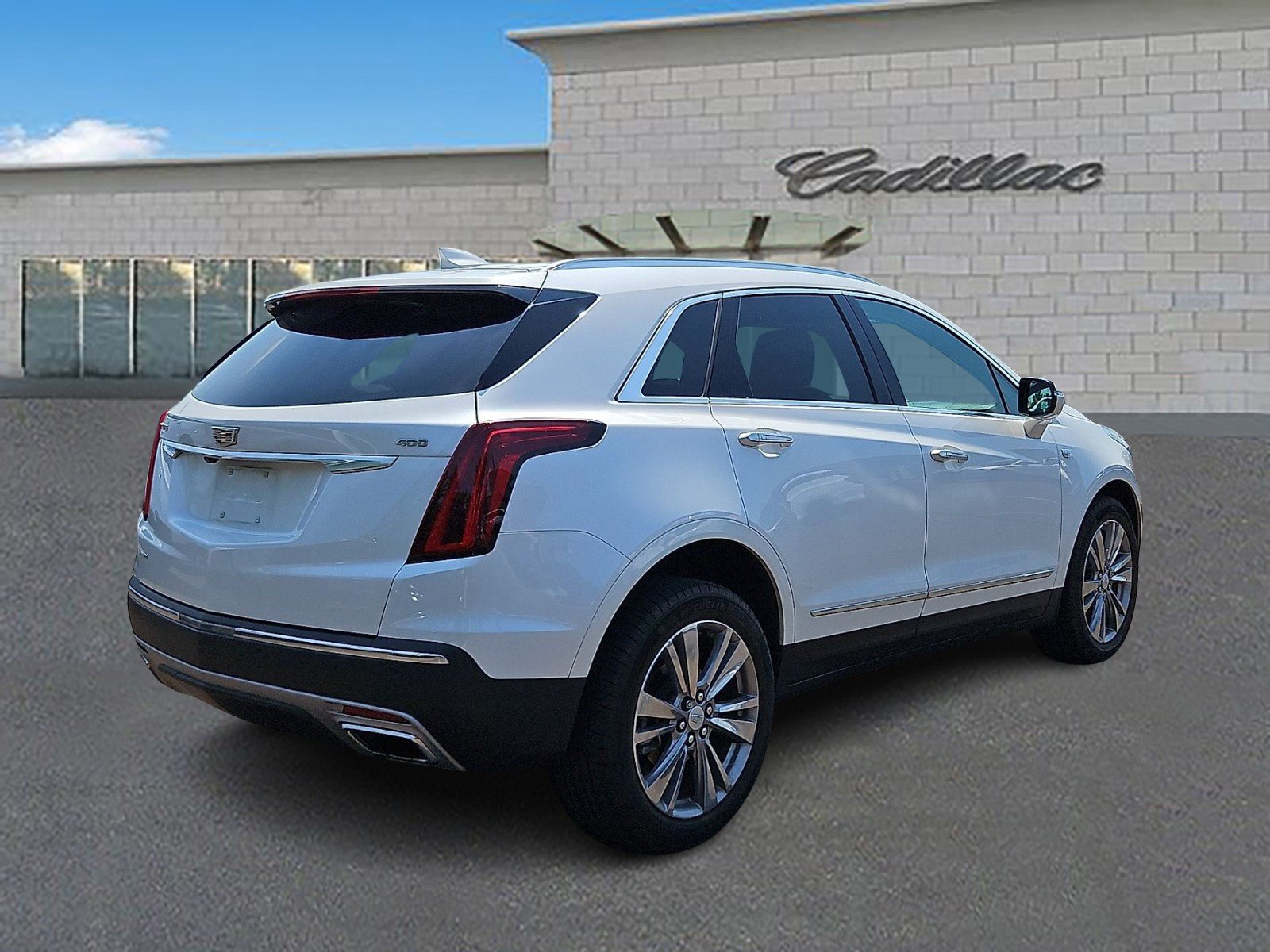 Certified 2024 Cadillac XT5 Premium Luxury AWD/4WD image 4