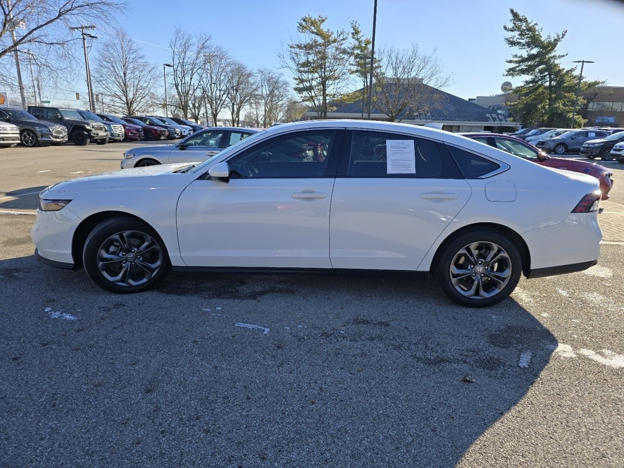 Certified 2023 Honda Accord EX image 15