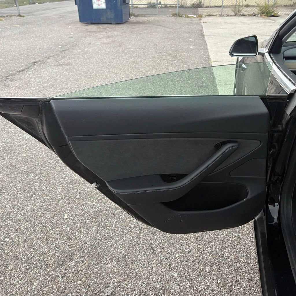 Used 2019 Tesla Model 3 Long Range RWD image 12