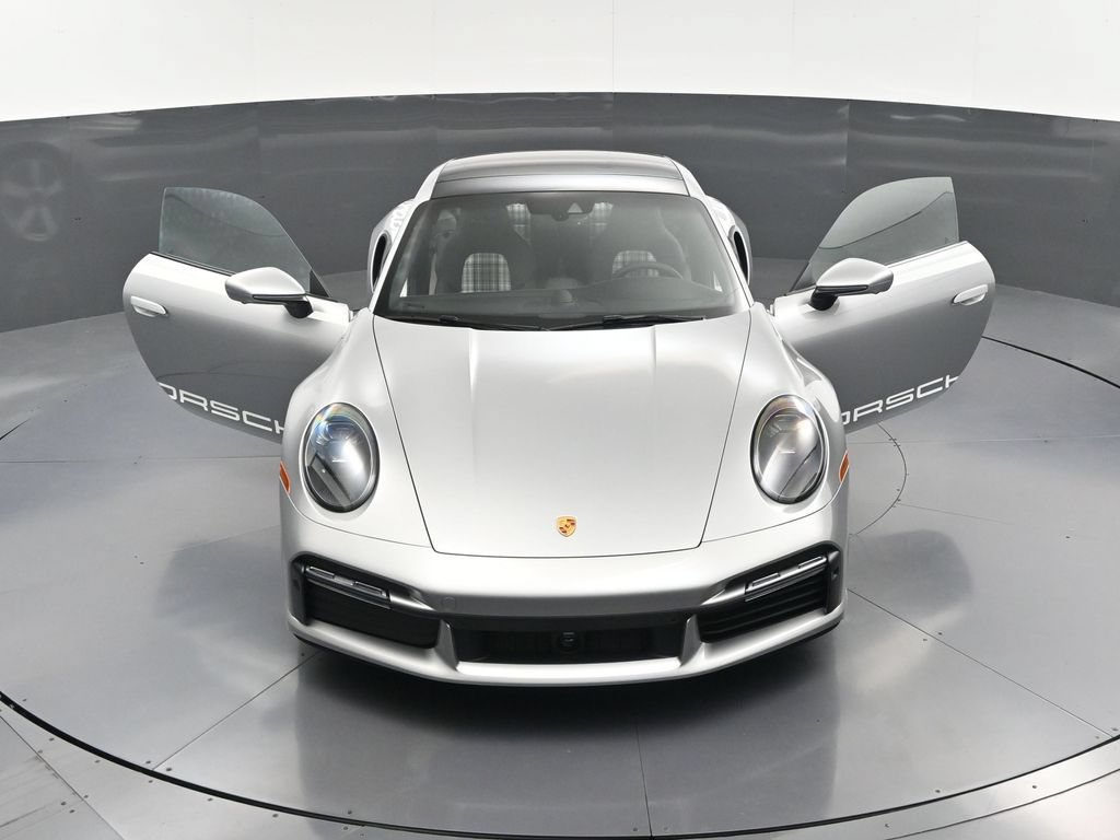 Certified 2025 Porsche 911 Turbo AWD/4WD image 36