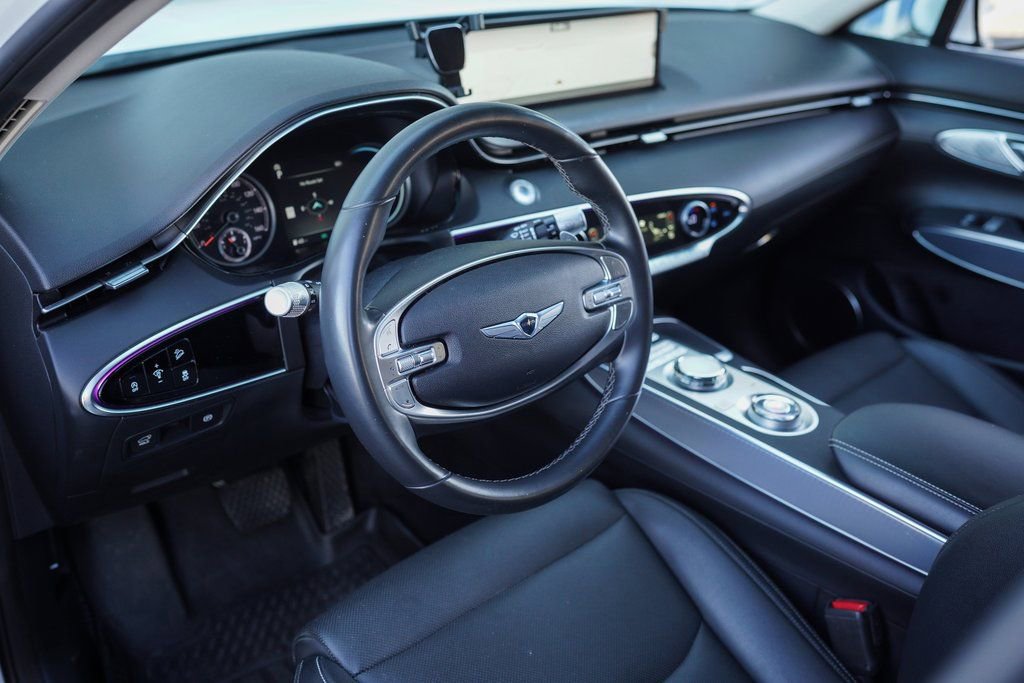 Used 2023 Genesis GV70 2.5T Select image 20