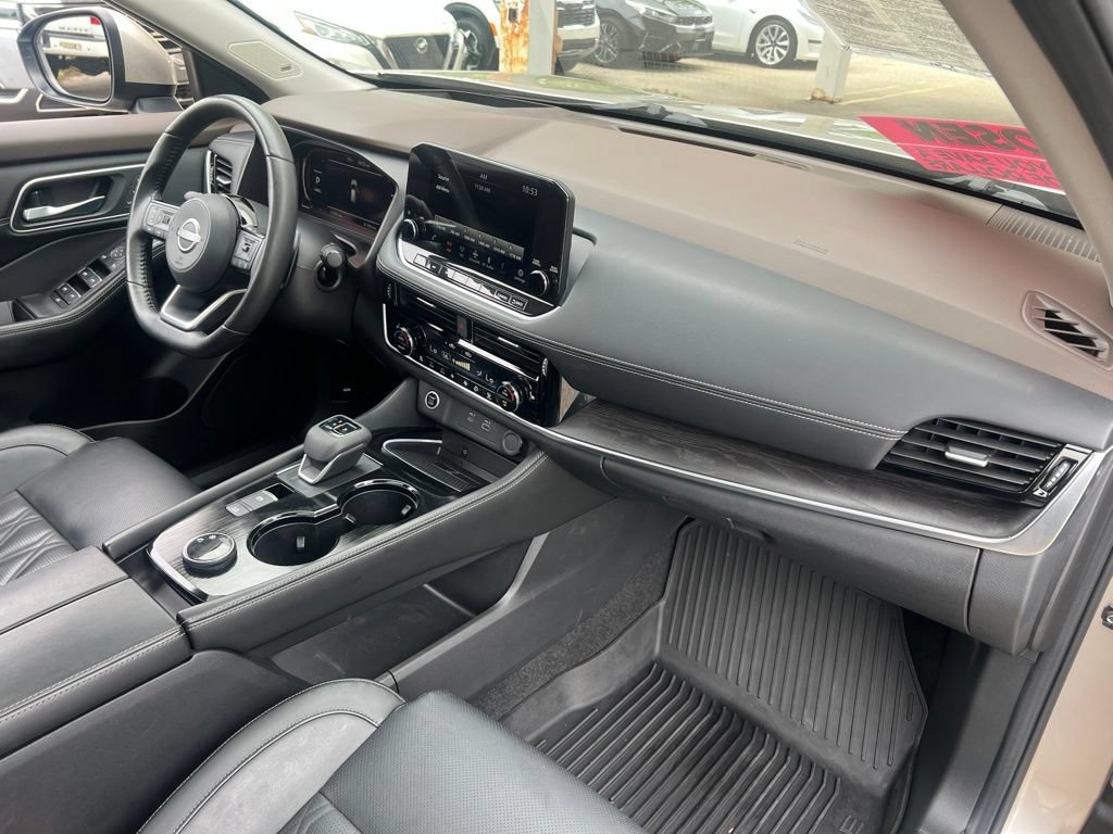 Certified 2023 Nissan Rogue Platinum w/ Platinum Premium Package AWD/4WD image 23